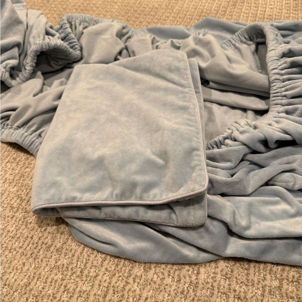 EUC Pottery Barn Kids Luxe Chamois Twin Light Blue Fitted Sheet & Pillowcase. - Picture 2 of 5